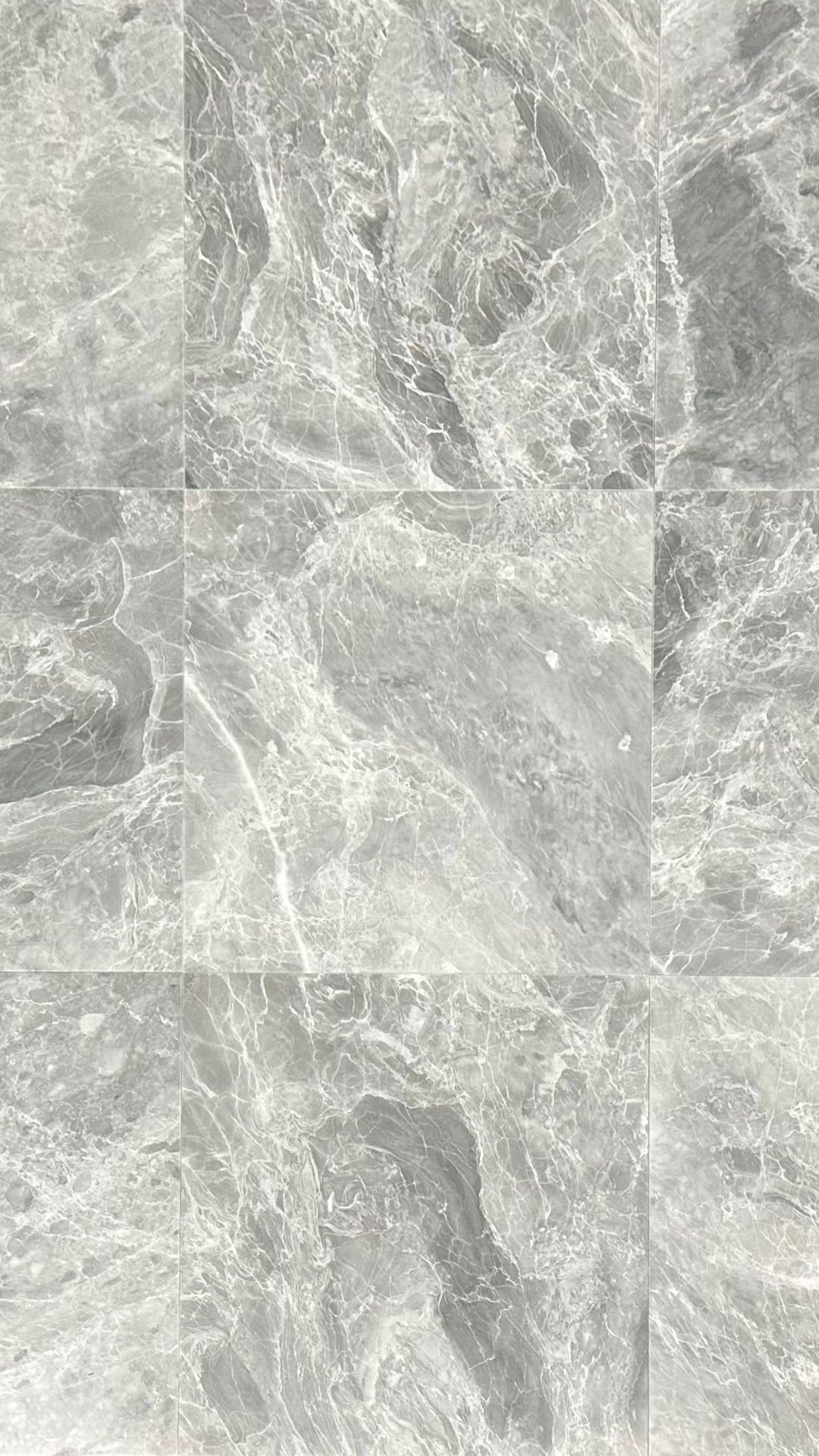Silia Grey