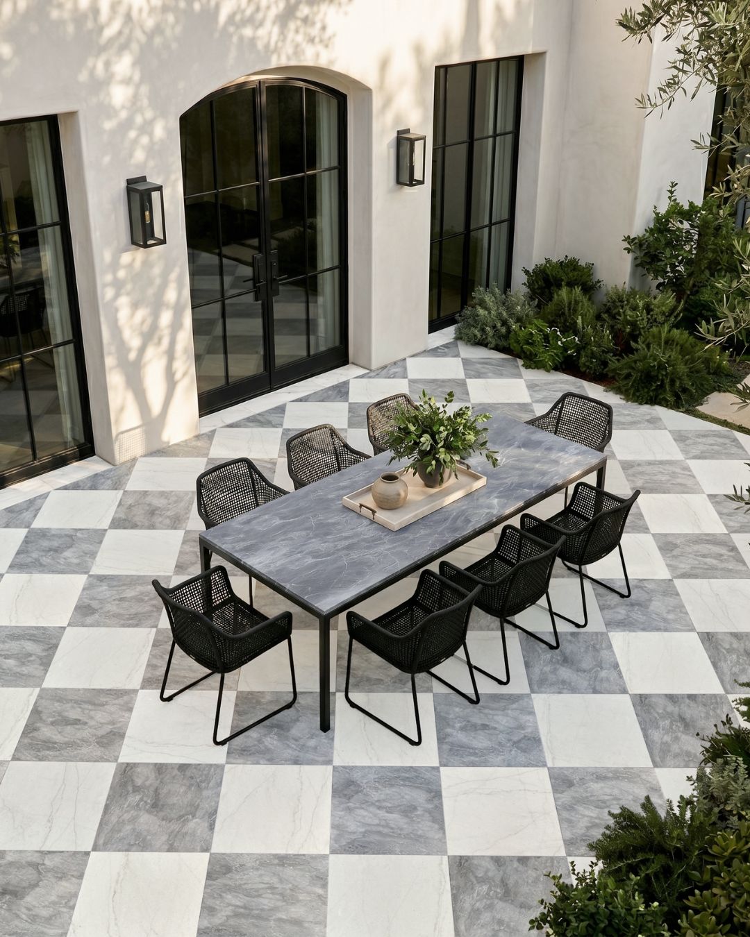 Calacatta Lincoln (Checkerboard)